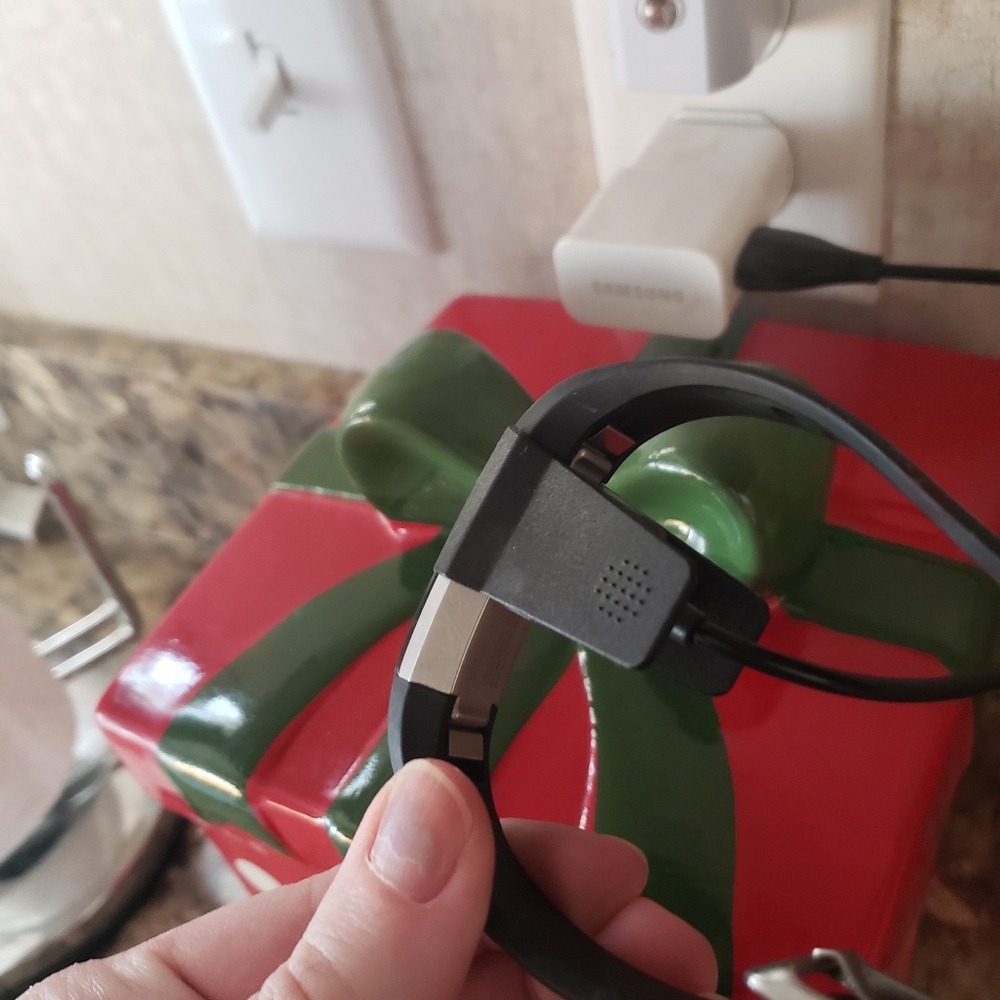 Fitbit Alta - image 2